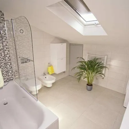 Blue With Sea View And Whirlpool Holiday home Opatija
