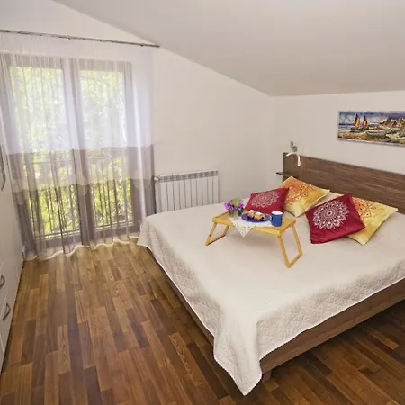 Blue With Sea View And Whirlpool Holiday home
