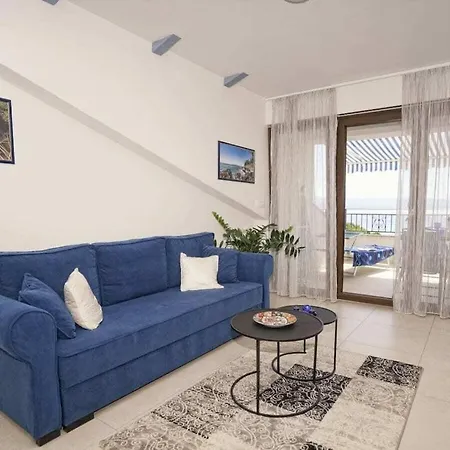 Blue With Sea View And Whirlpool Holiday home Opatija